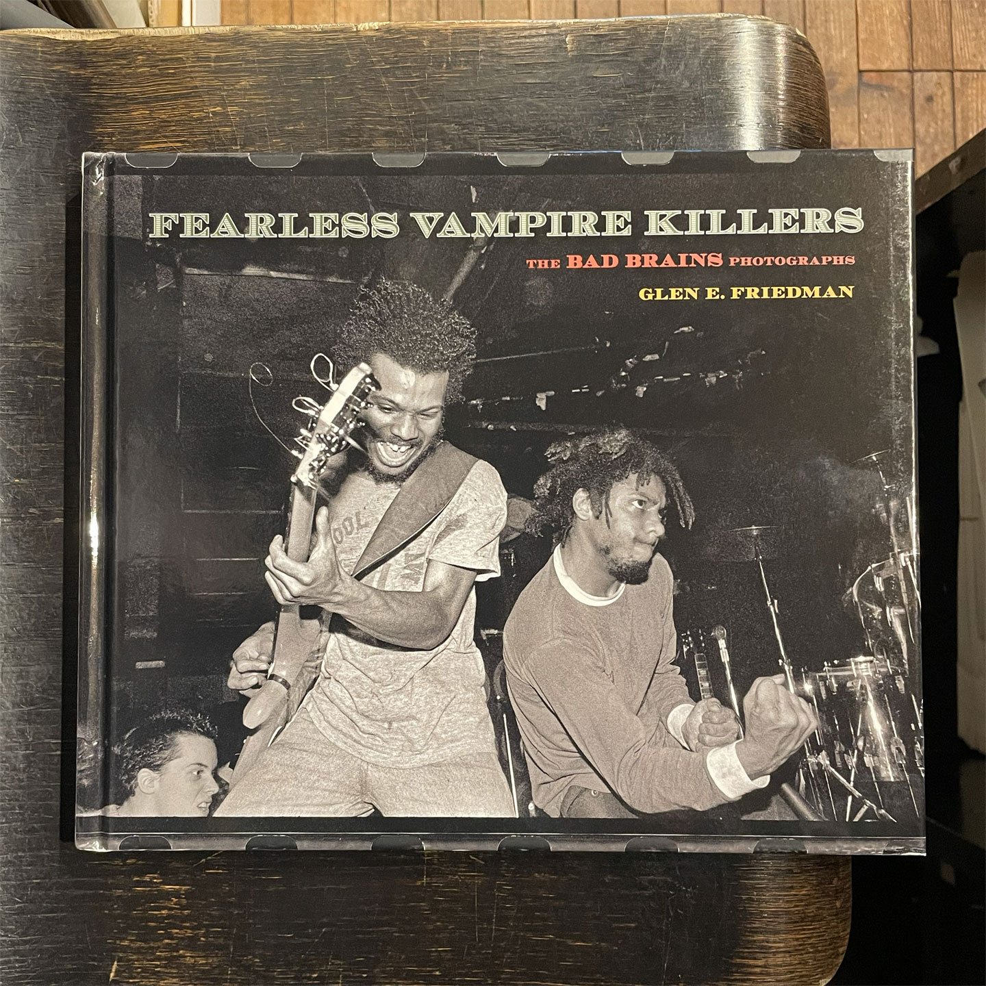 BOOK FEARLESS VAMPIRE KILLERS: THE BAD BRAINS PHOTOGRAPHS