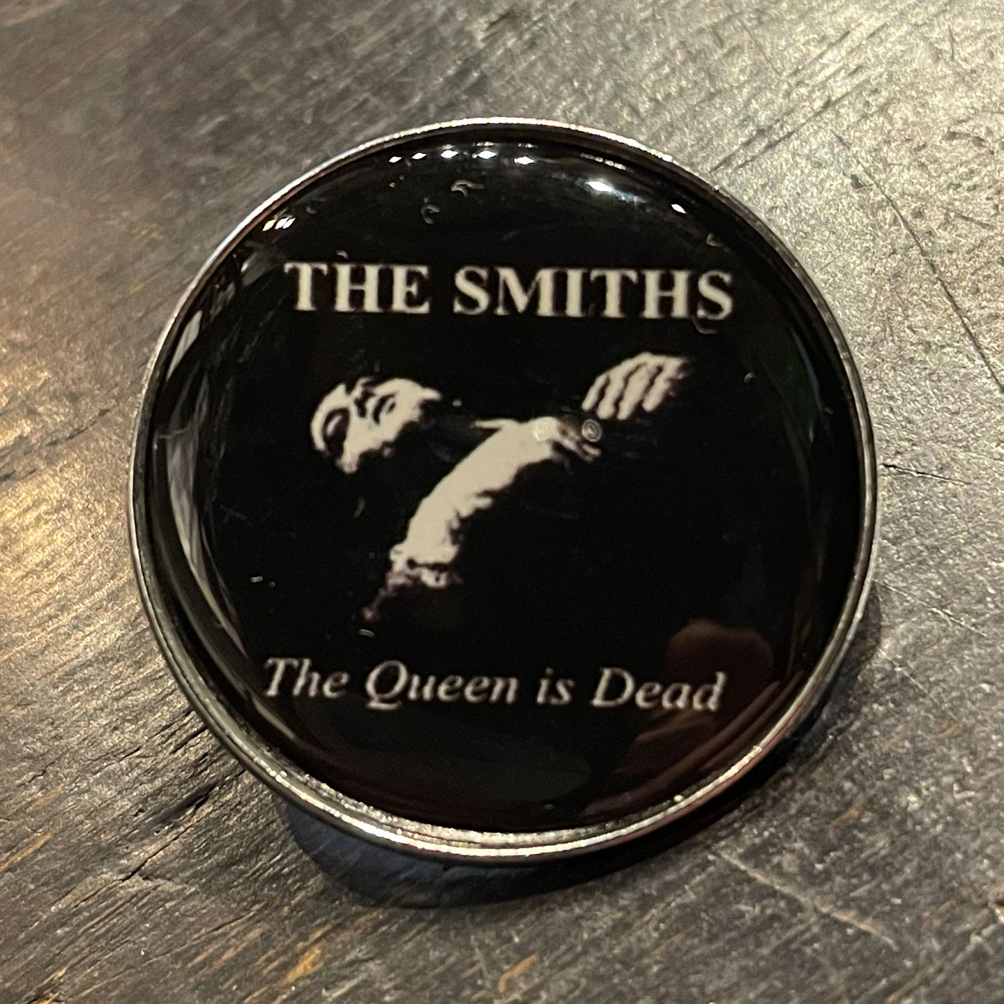 THE SMITHS ピンバッジ The Queen Is Dead
