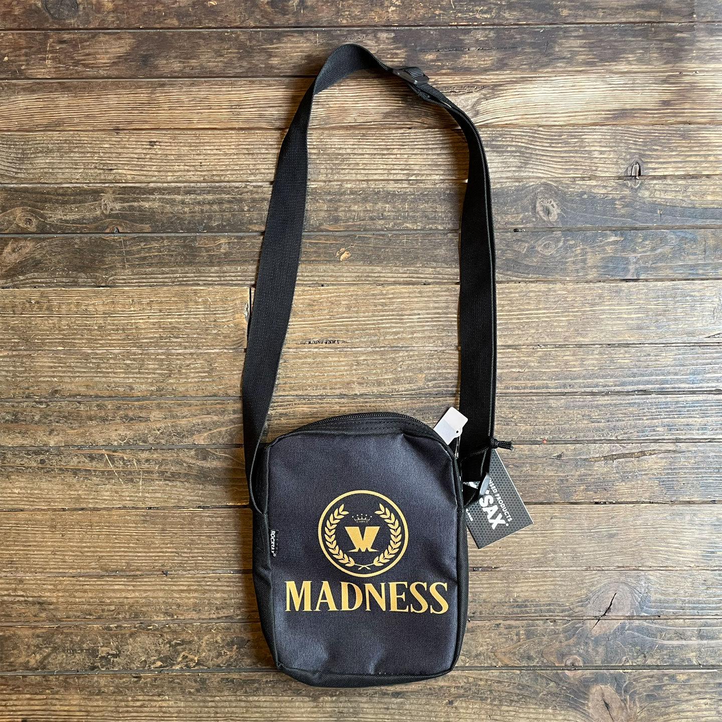 MADNESS ポーチ オフィシャル