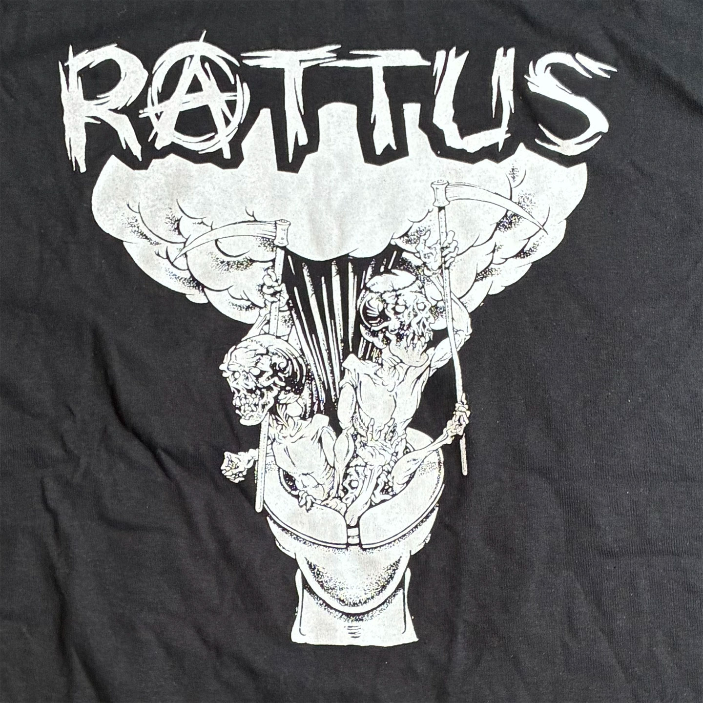 RATTUS Tシャツ WC Räjähtää