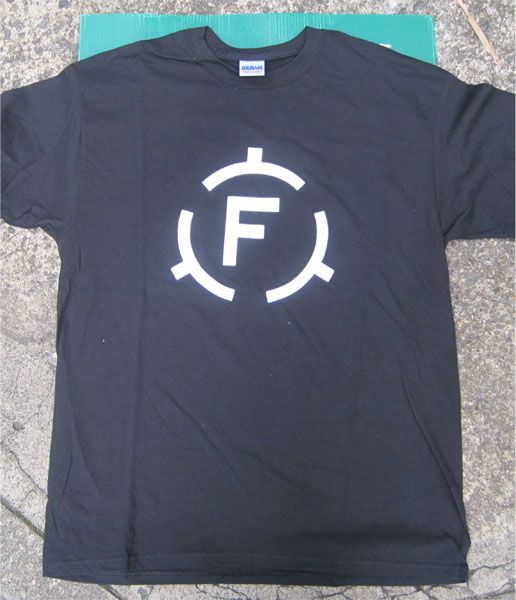 FAITH Tシャツ F