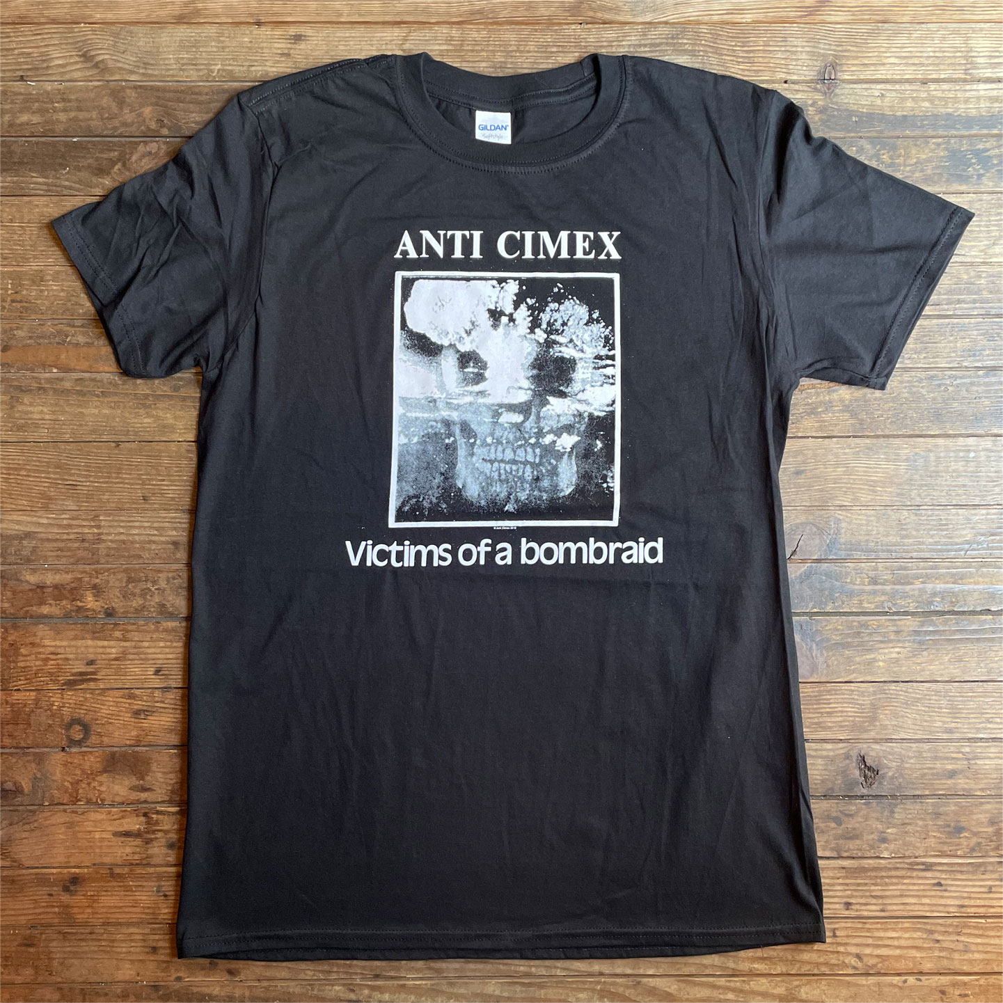 ANTI CIMEX  Tシャツ VICTIMS OF A BOMBRAID オフィシャル！