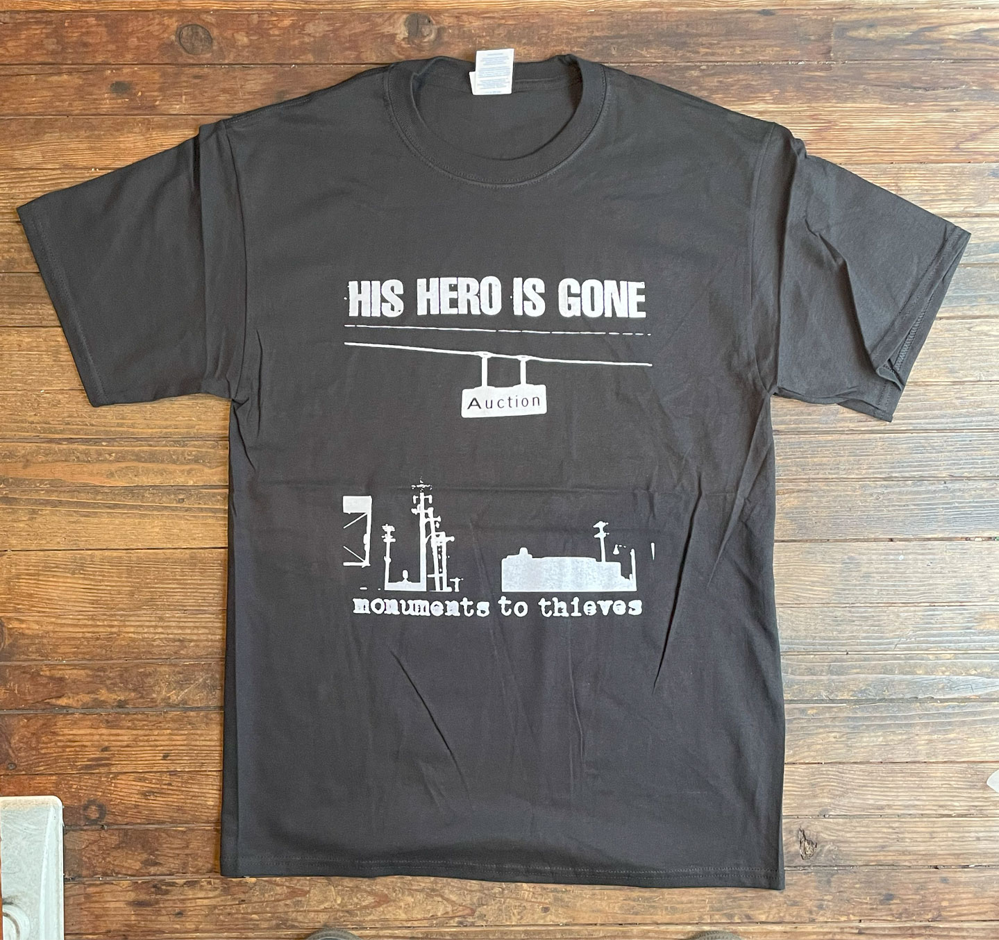 HIS HERO IS GONE Tシャツ MONUMENTS オフィシャル！