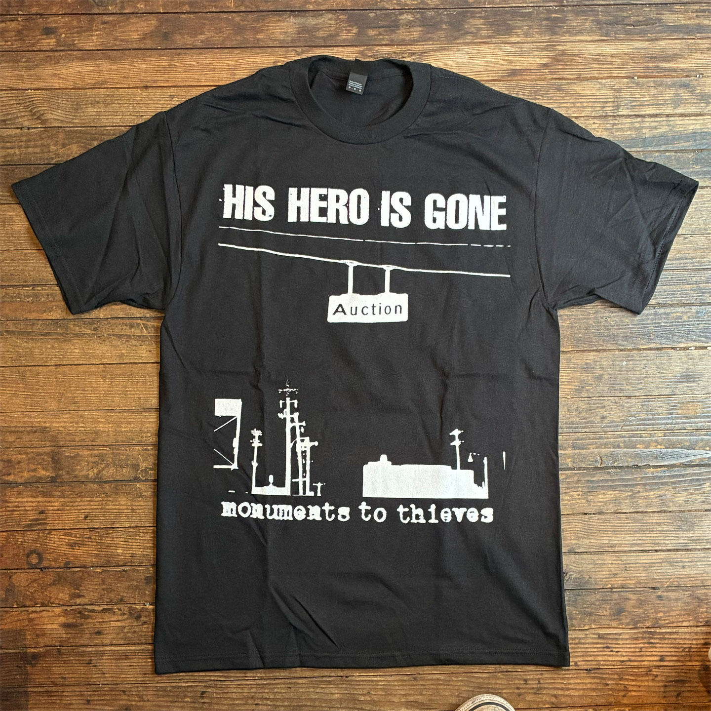 HIS HERO IS GONE Tシャツ MONUMENTS オフィシャル！