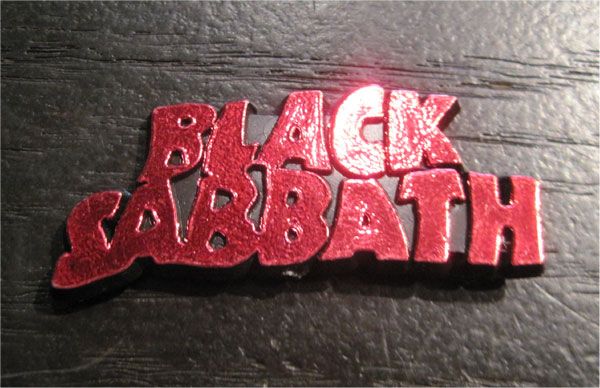 BLACK SABBATH VINATGE プラスチックバッジ
