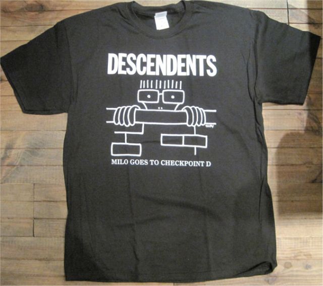 DESCENDENTS Tシャツ MILO GOES TO CHECKPOINT D