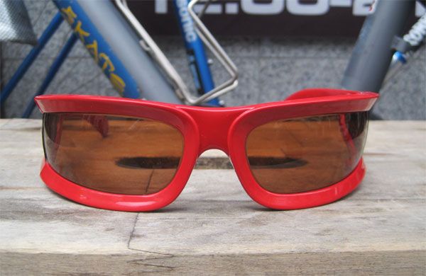 ITALY MADE VINTAGE  サングラス CATS EYE RED