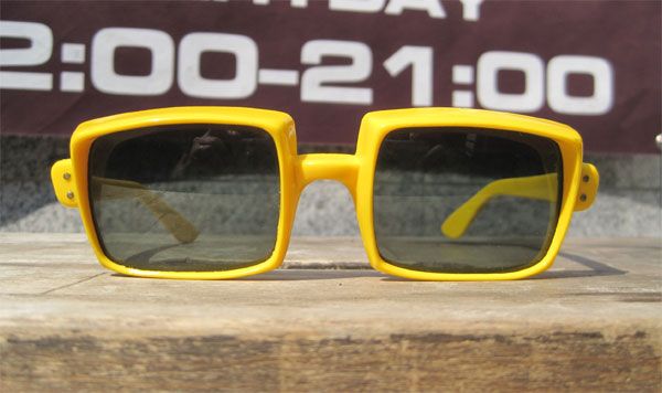 FRANCE MADE VINTAGE SUNGLASS TV STYLE YELLOW