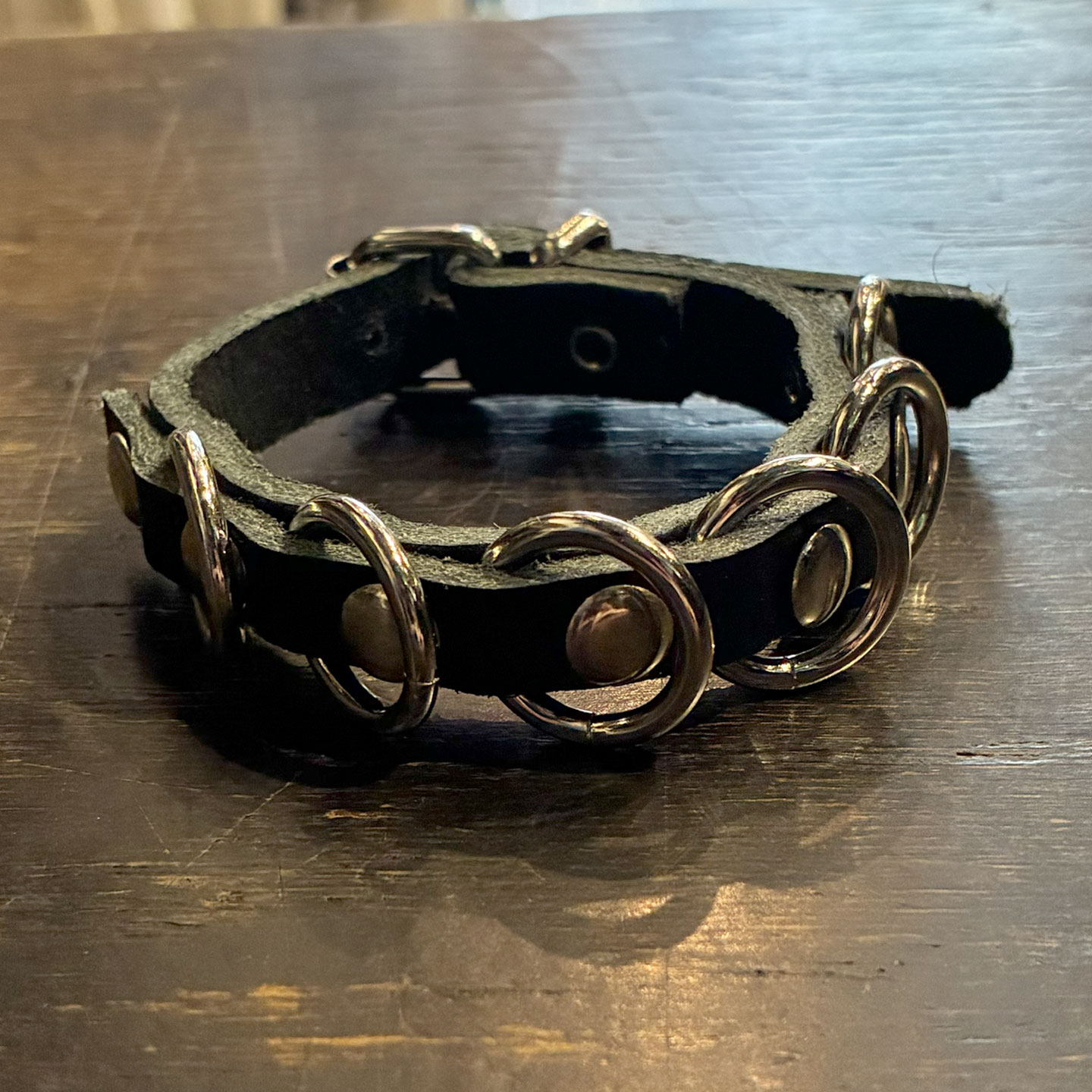 RING リストバンド