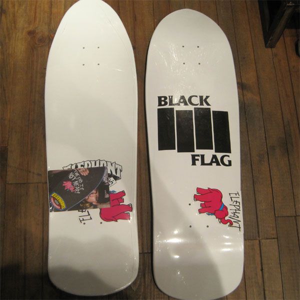 BLACK FLAG スケートデッキ BARS (Elephant Skateboards)