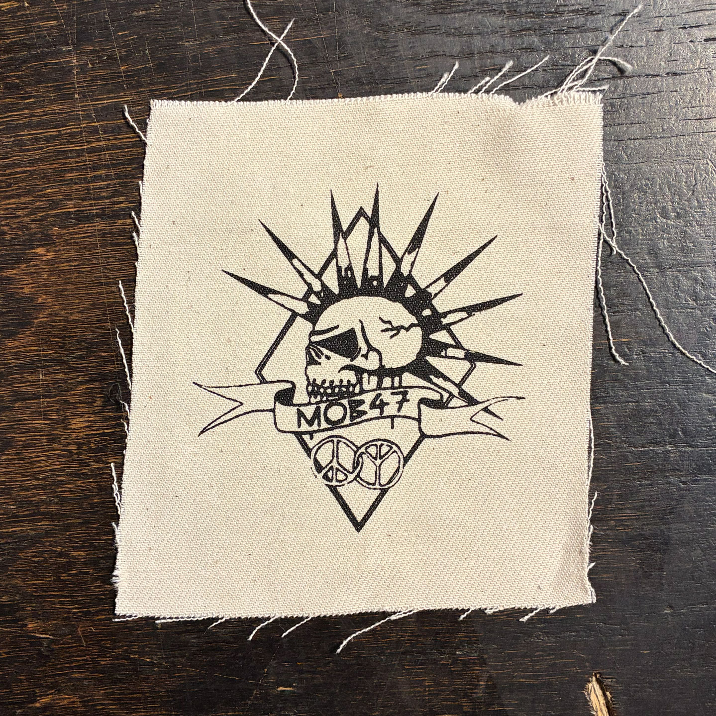 MOB47 PATCH マーク