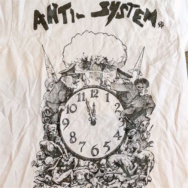 ANTI-SYSTEM Tシャツ NO LAUGHING MATTER