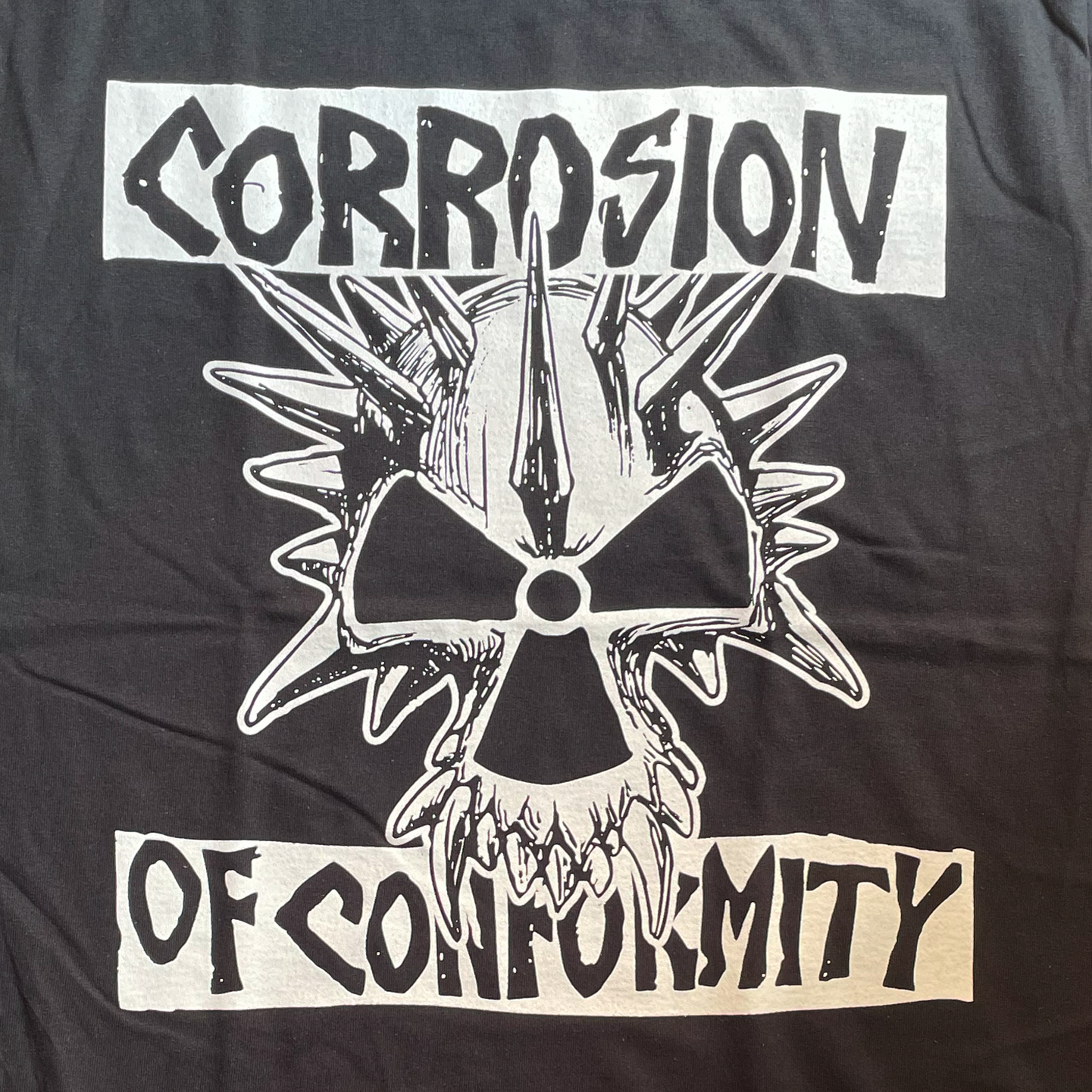 CORROSION OF CONFORMITY Tシャツ Corrosion of conformity Tシャツ 原爆ウニ BLACK オフィシャル