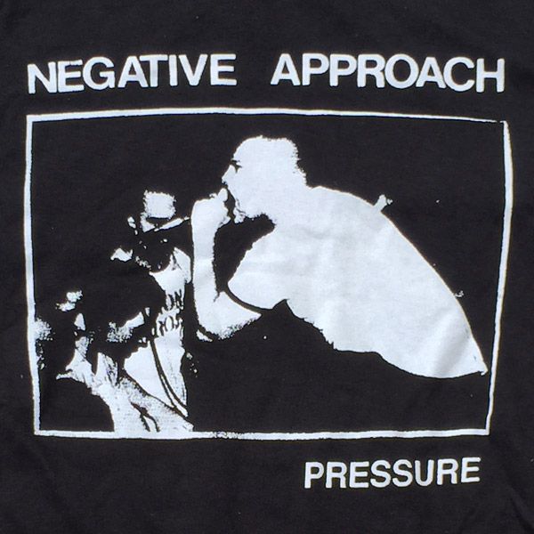 NEGATIVE APPROACH Tシャツ PRESSURE
