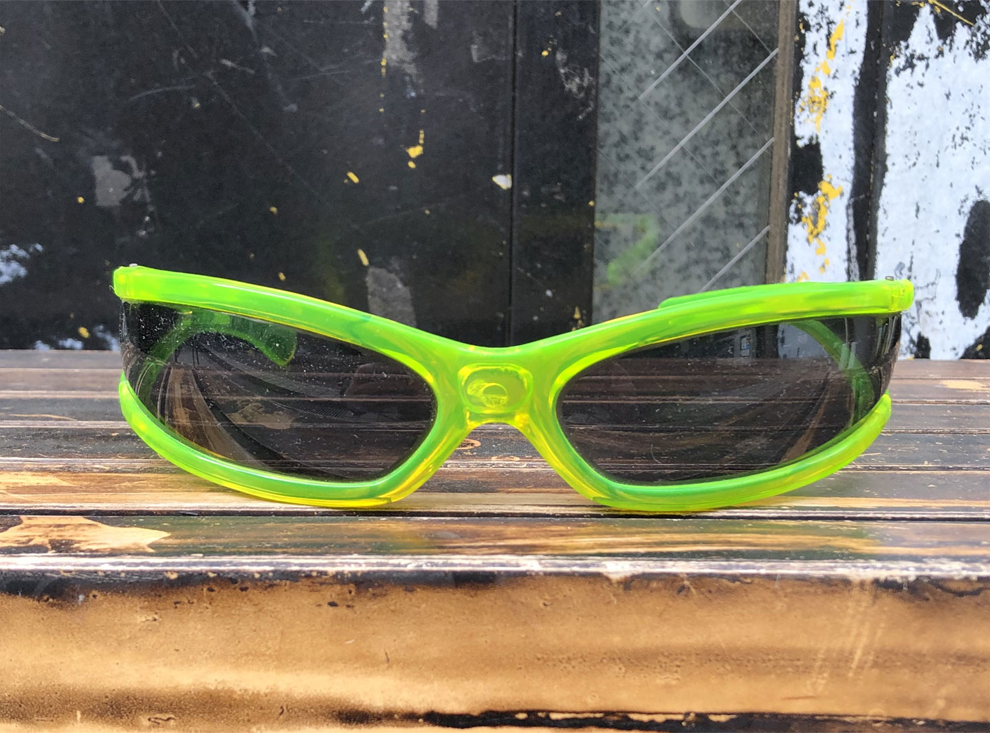 ITALY MADE VINTAGE CATSEYE SUNGLASS CLEAR GREEN