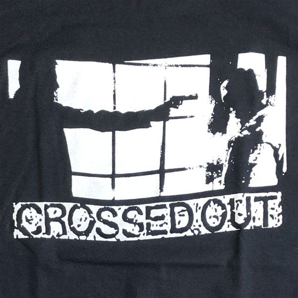 CROSSED OUT Tシャツ