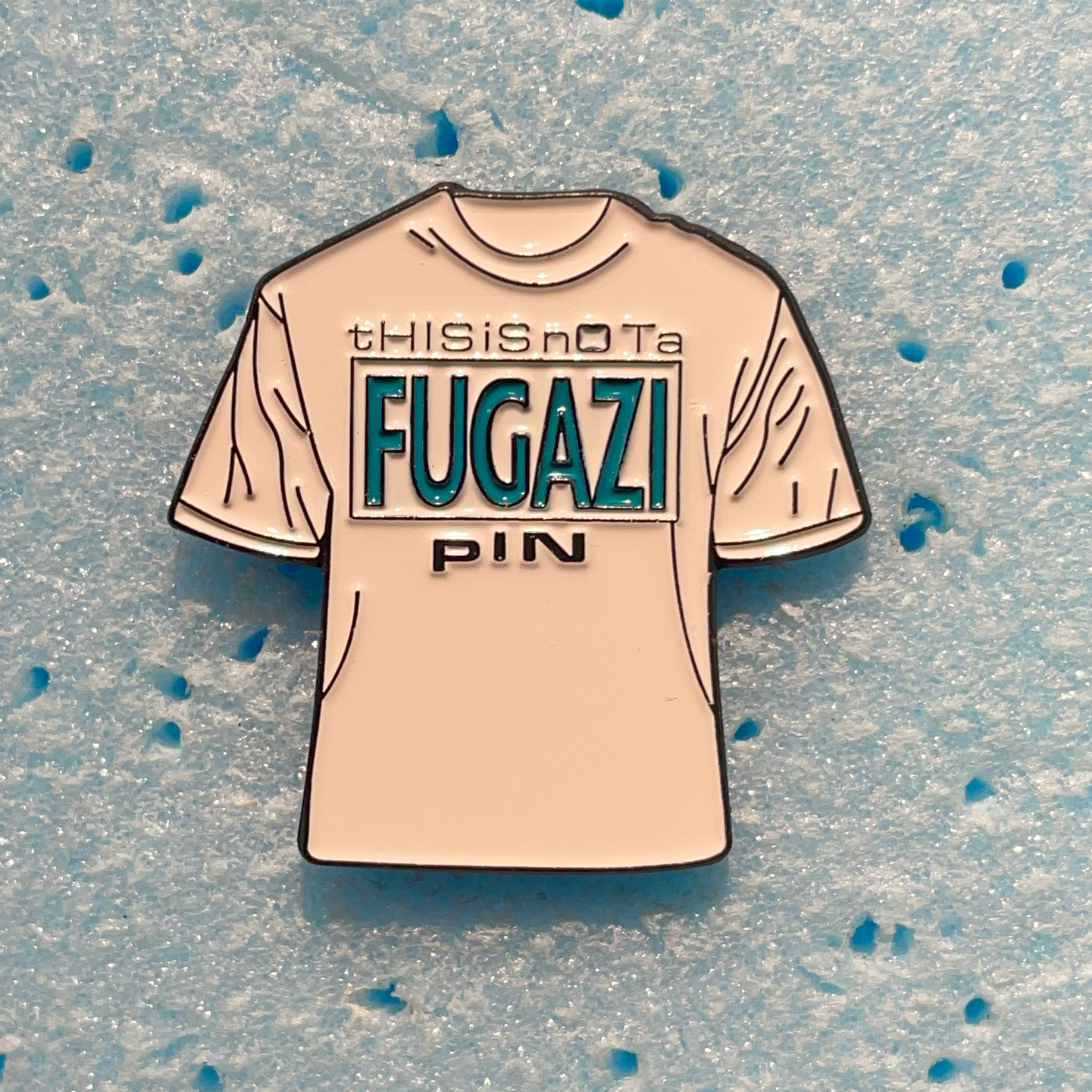FUGAZI ピンバッジ THIS IS NOT A FUGAZI PIN