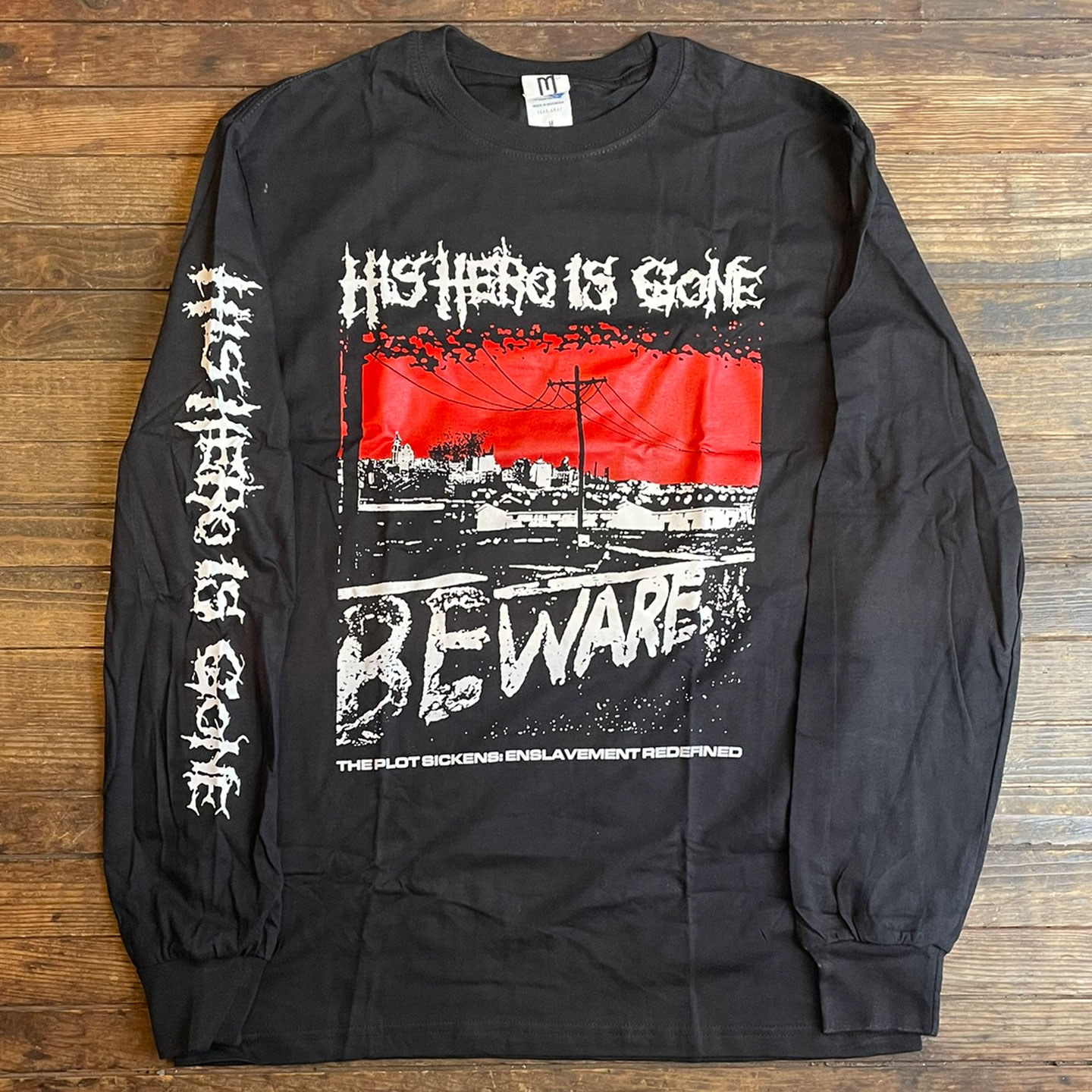 HIS HERO IS GONE ロングスリーブTシャツ The Plot Sickens: Enslavement Redefined