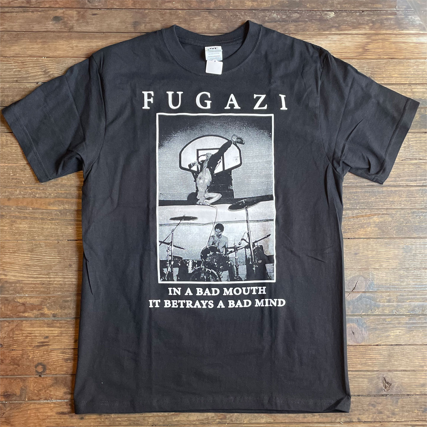 FUGAZI Tシャツ