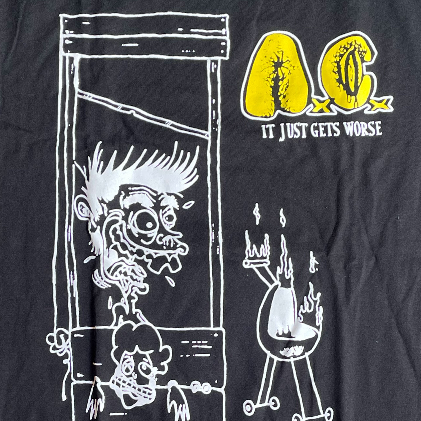 AxCx Tシャツ It Just Gets Worse