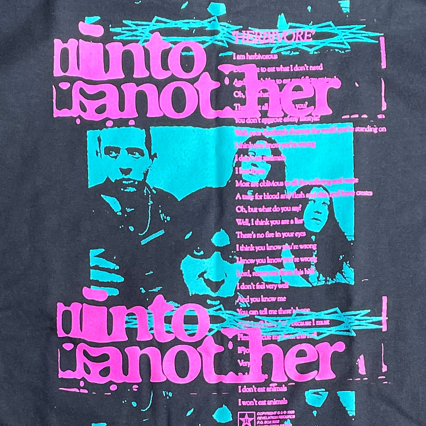 INTO ANOTHER ロングスリーブTシャツ
