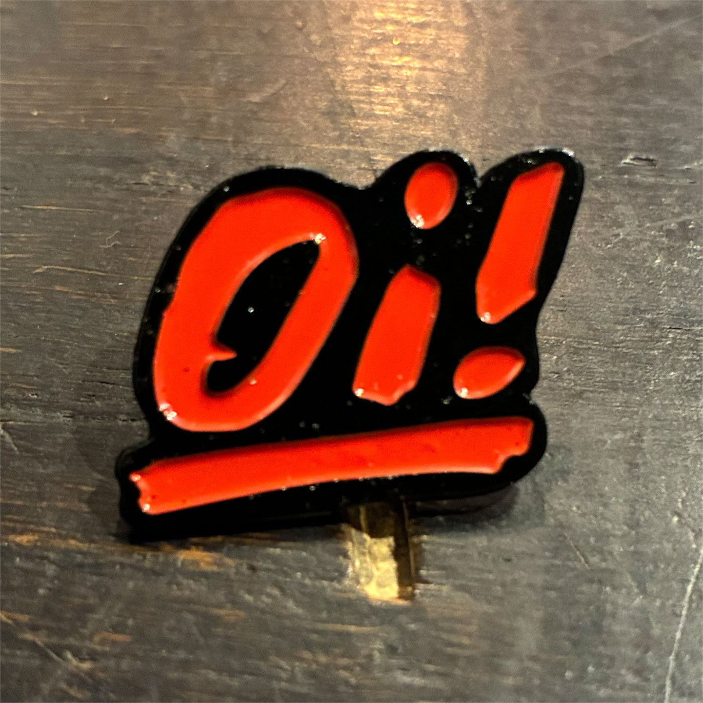 Oi! ピンバッジ
