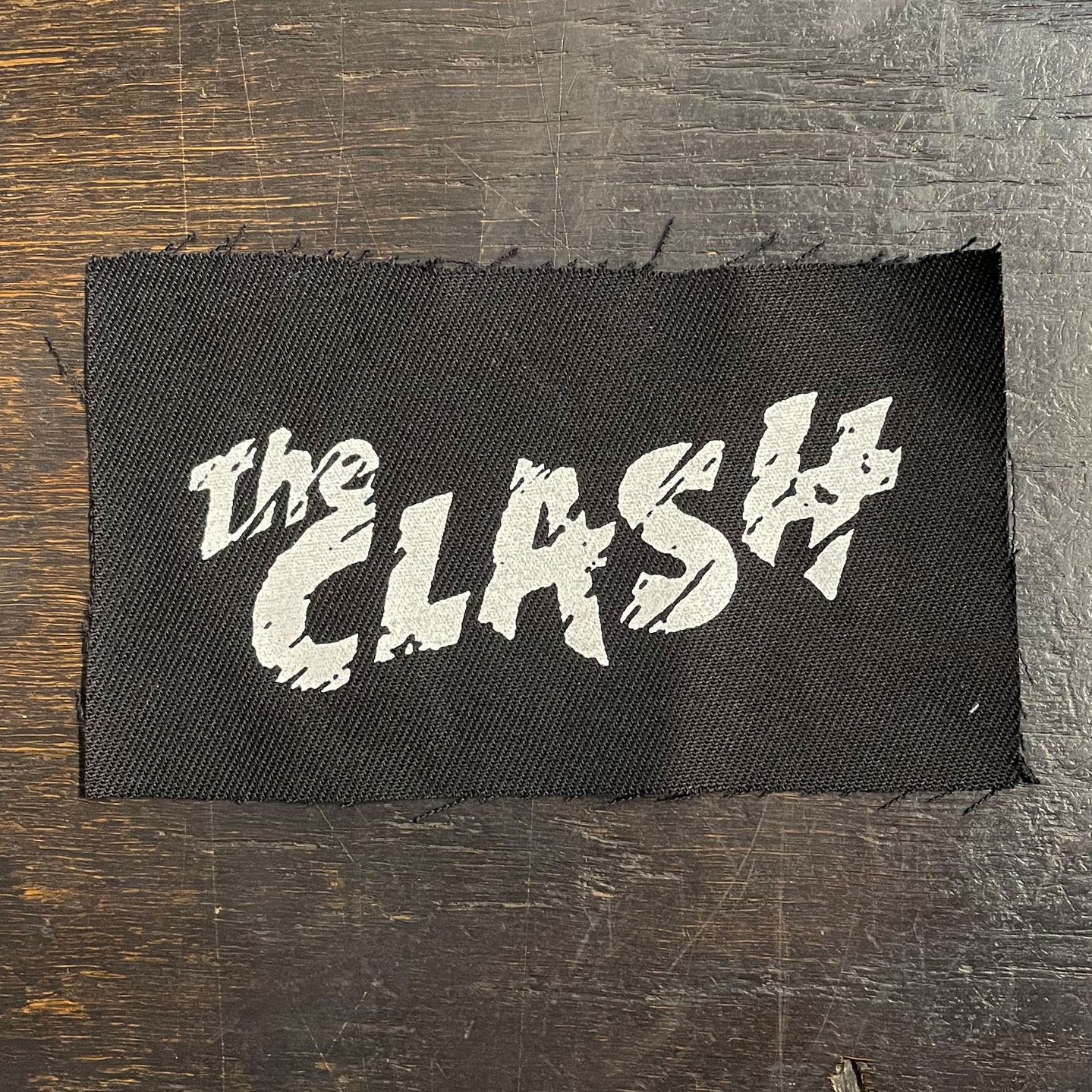 THE CLASH PATCH LOGO