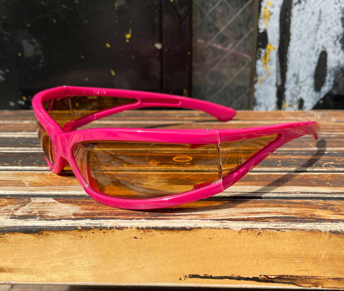 ITALY MADE VINTAGE CATSEYE SUNGLASS PINK!
