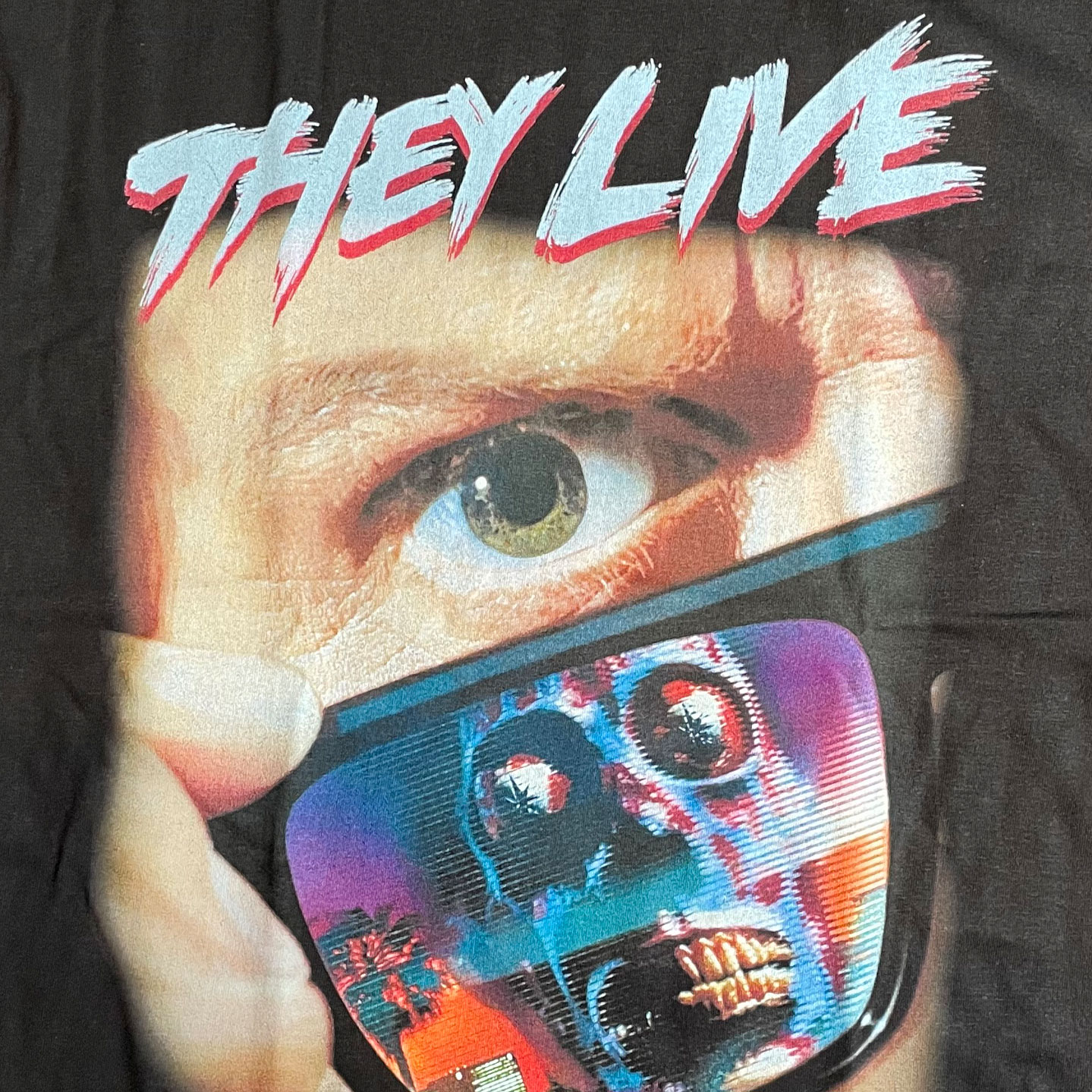 THEY LIVE Tシャツ