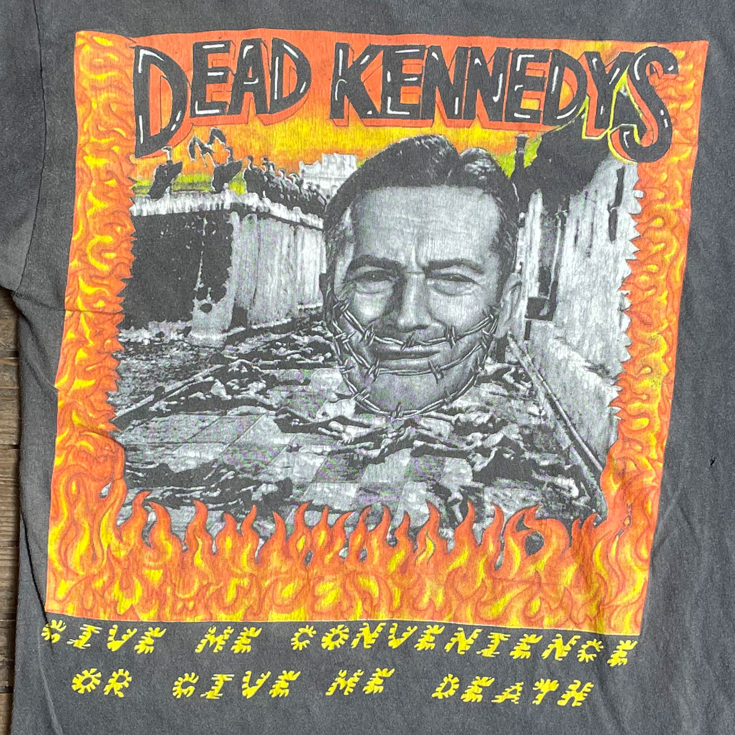 USED! DEAD KENNEDYS Tシャツ VINTAGE!