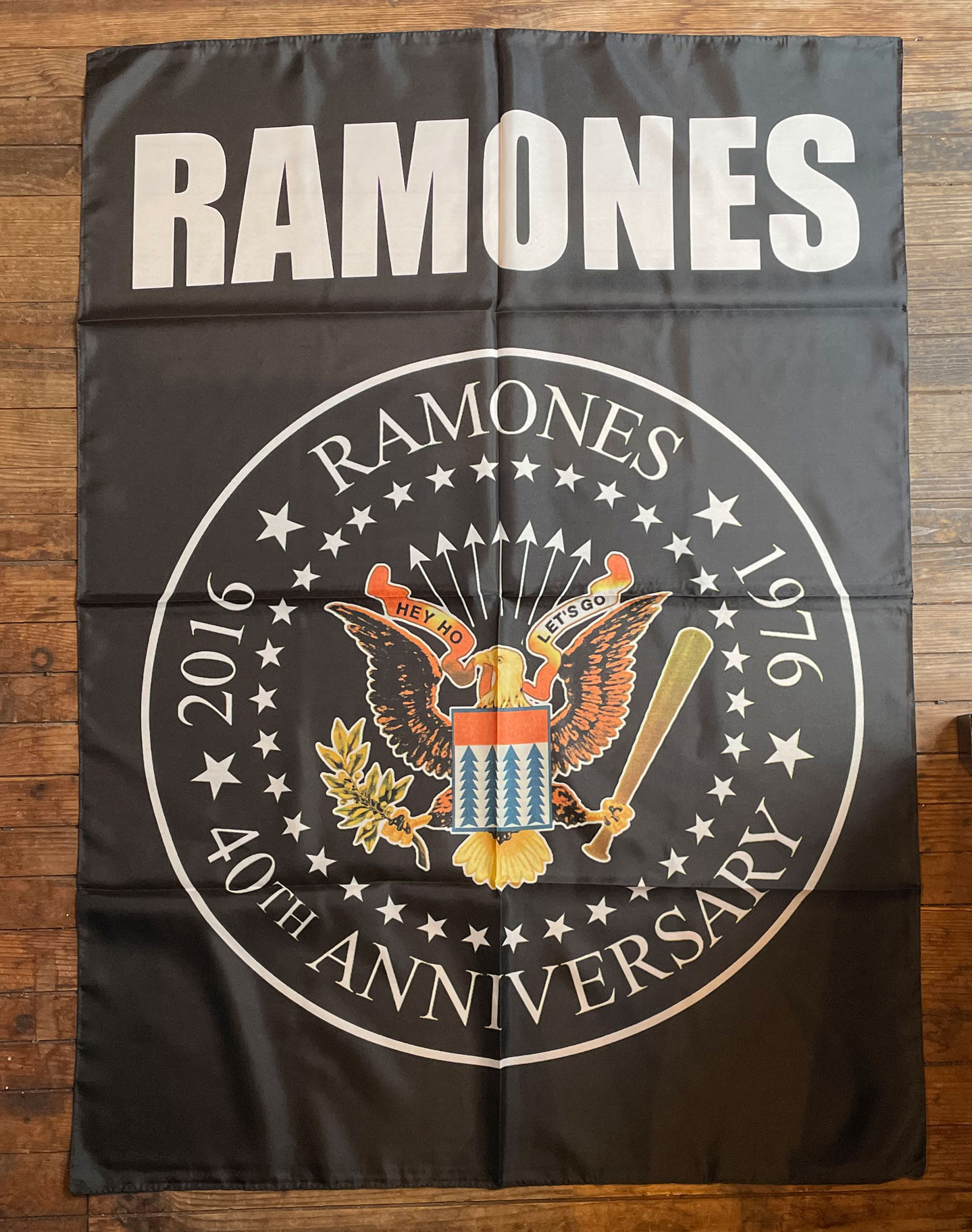 RAMONES FLAG 40th anniversary
