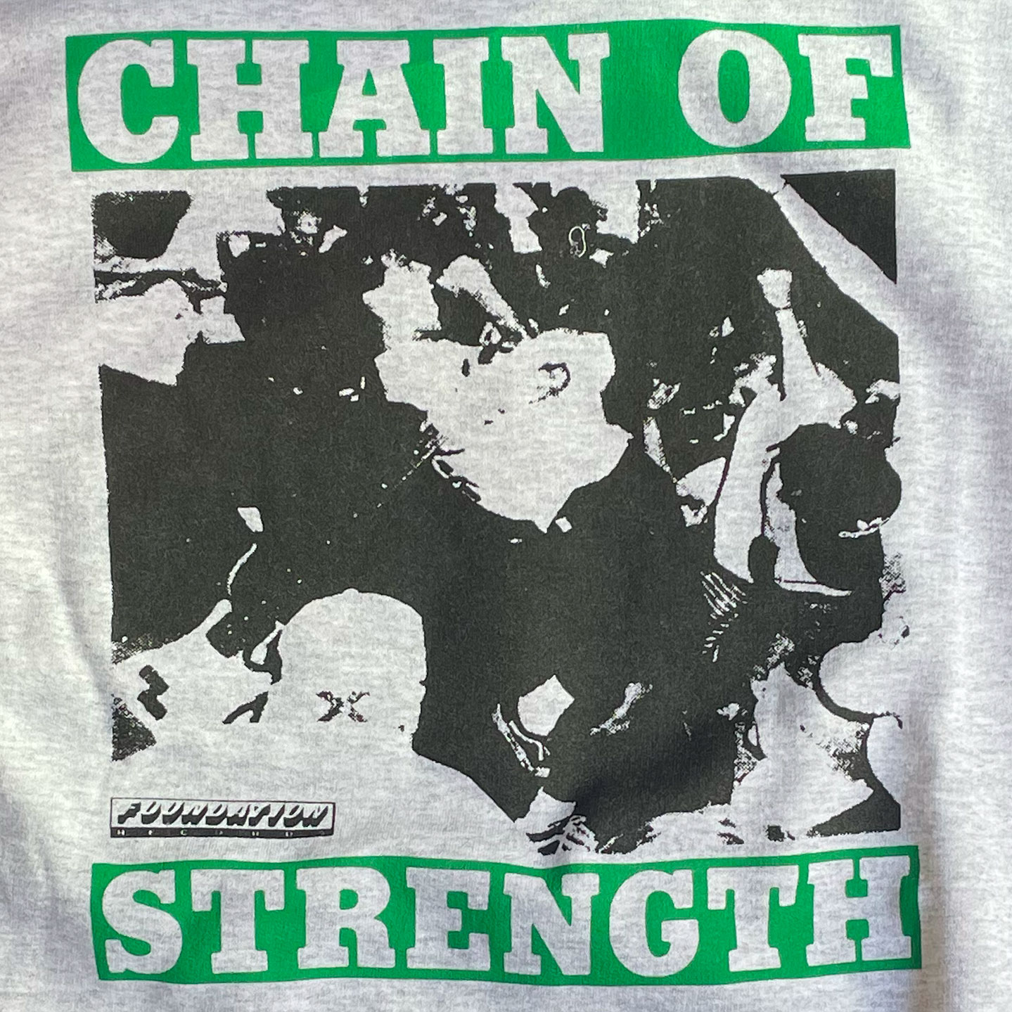 CHAIN OF STRENGTH パーカー WHAT HOLDS US APART