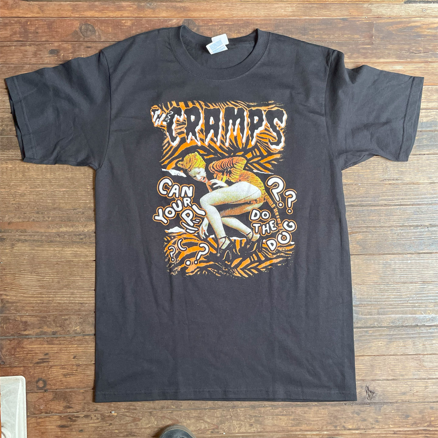 CRAMPS Tシャツ can your pussy do the dog