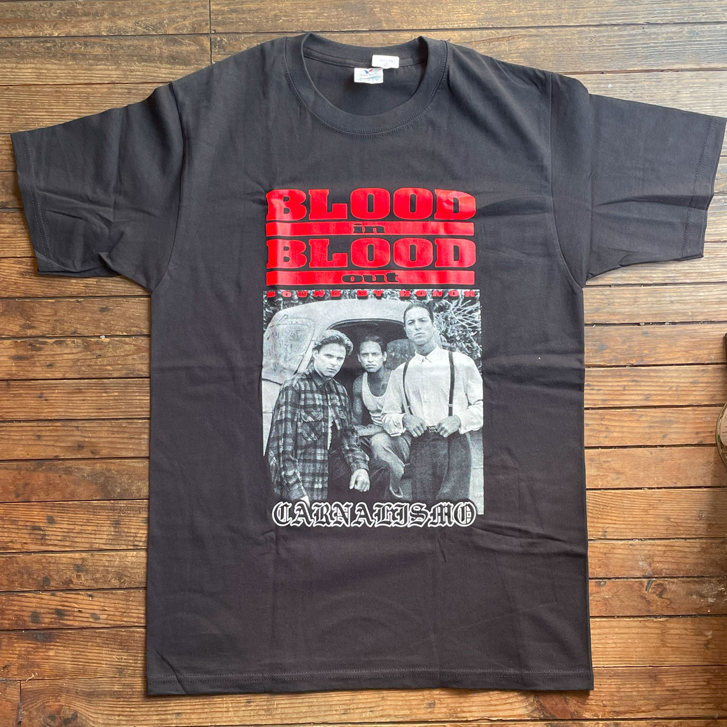 BLOOD IN BLOOD OUT Tシャツ