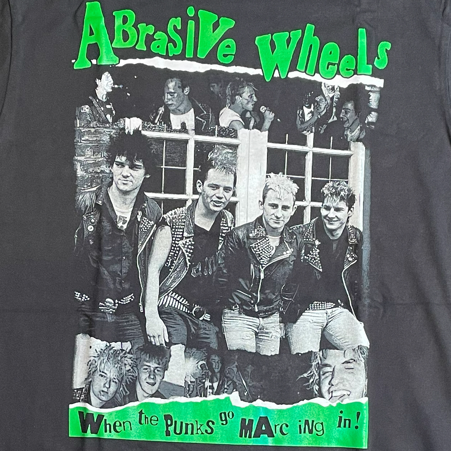 Abrasive Wheels Tシャツ When The Punks Go Marching In !