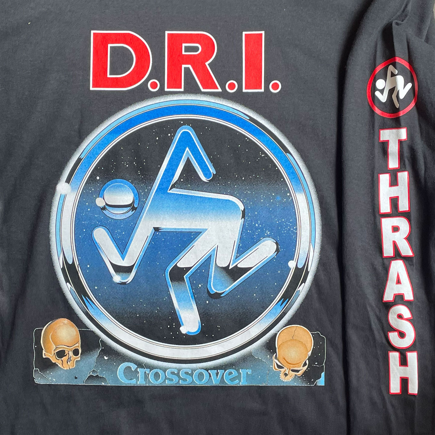 D.R.I. ロングスリーブTシャツ CROSSOVER オフィシャル！