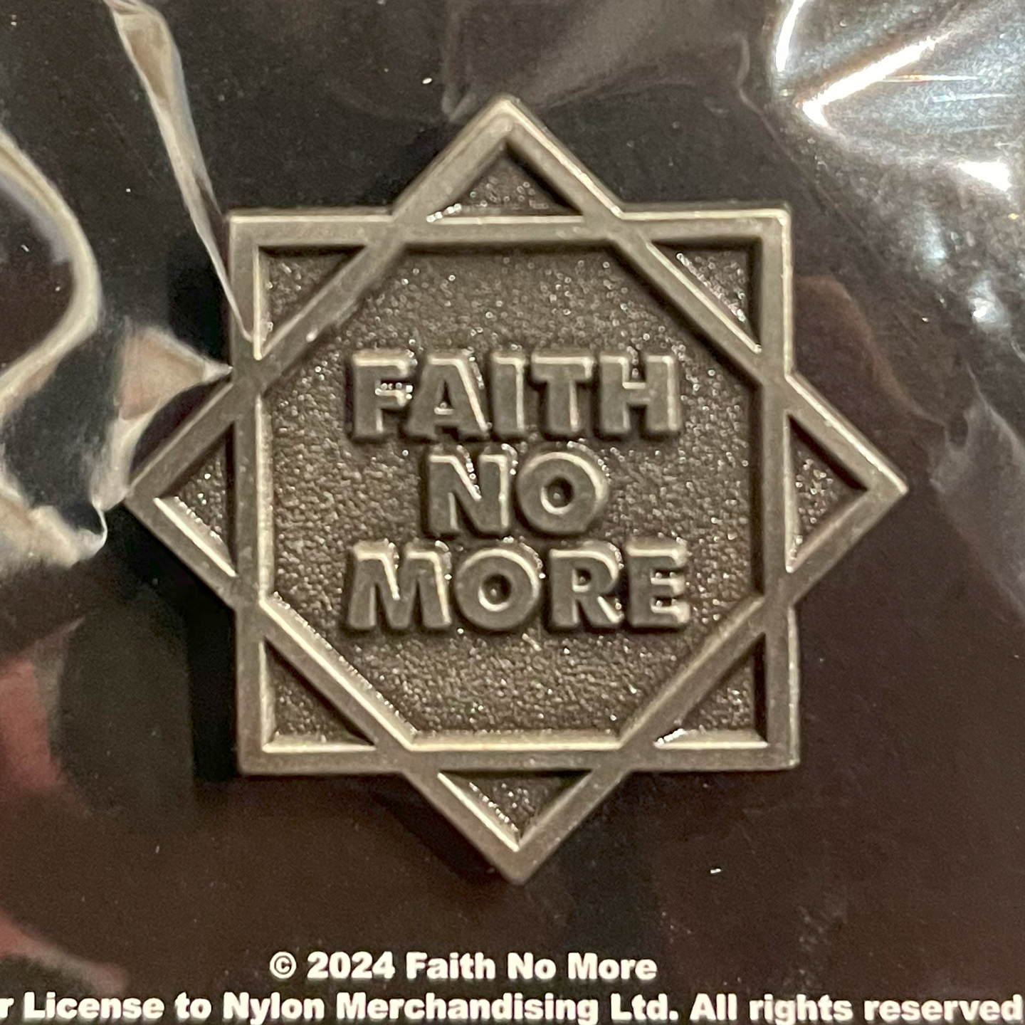 FAITH NO MORE ピンバッジ LOGO オフィシャル