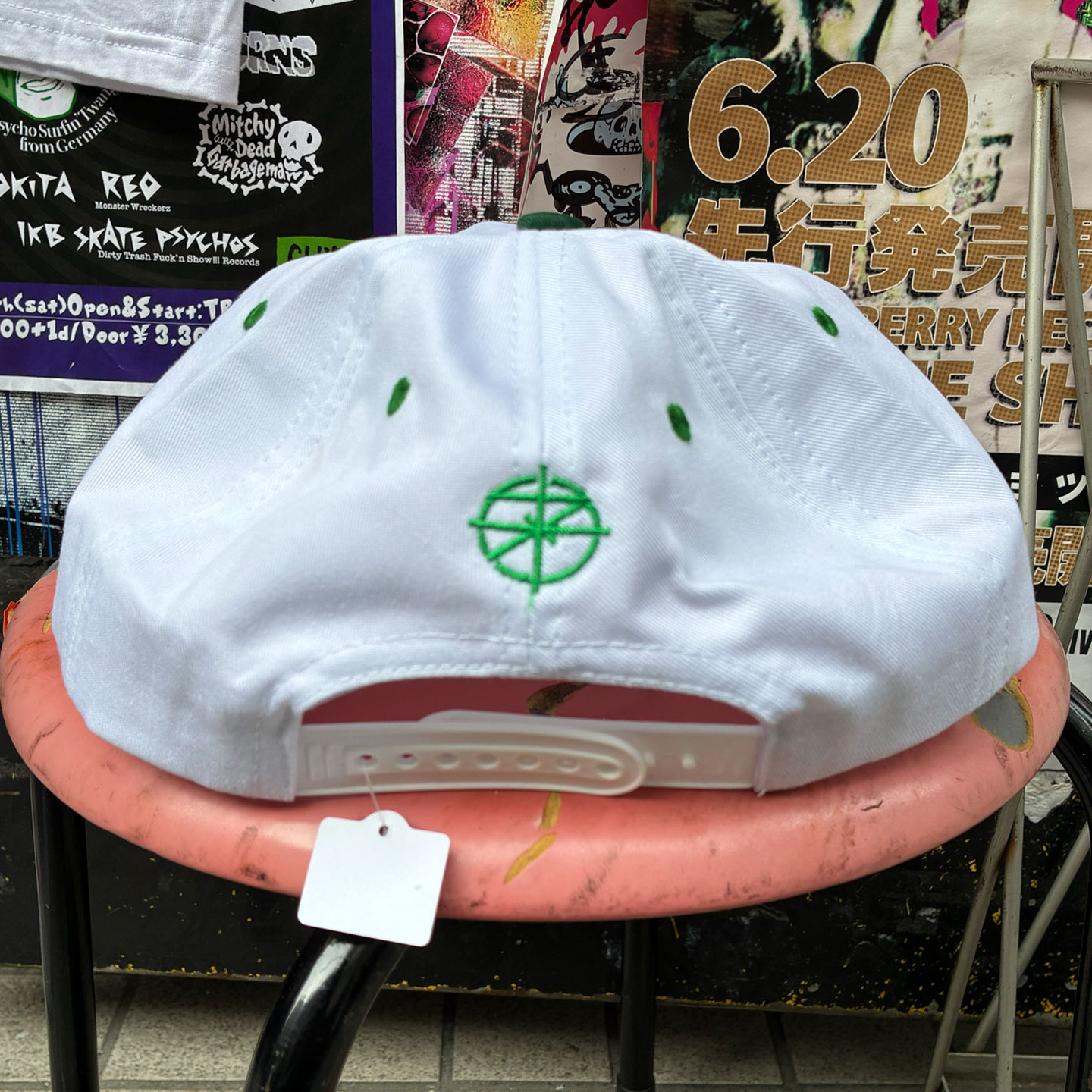 IMAGE 1