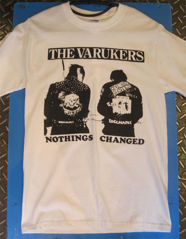 VARUKERS Tシャツ NOTHING CHANGED